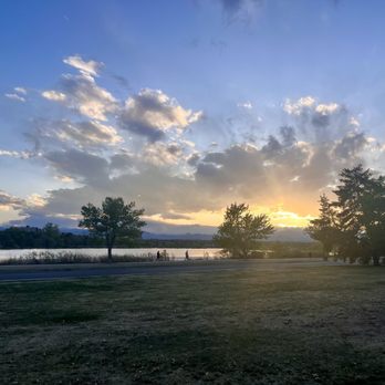 Denver Yoga Social - Sunset yoga at Sloans Lake - Yoga Near Me