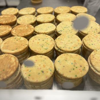 SusieCakes - Pasadena - confetti cake - Bakeries Near Me - Pasadena, California SusieCakes - Pasadena - confetti cake - Bakeries Near Me - Pasadena, California