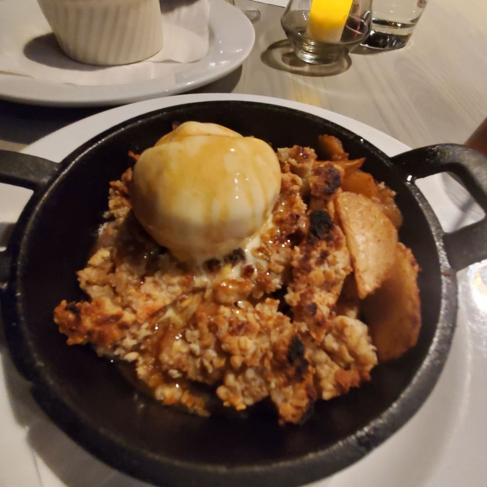 JT’s Restaurant - Apple crumble - Pizza Near Me - Buffalo, New York JT’s Restaurant - Apple crumble - Pizza Near Me - Buffalo, New York