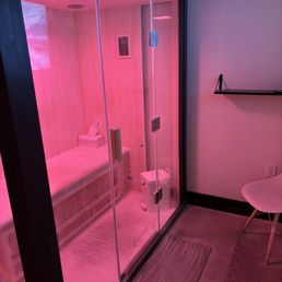 Halotherapy (Salt Room) Halotherapy (Salt Room)