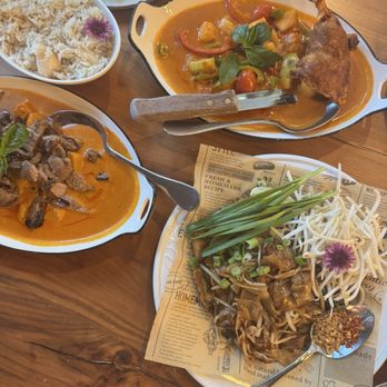 Temsib Eatery & Bar - Thai Near Me - Bellevue, Washington