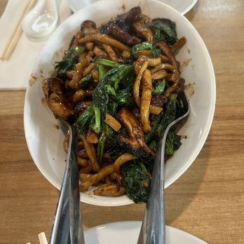 dan modern chinese - short rib dan mein - Dim Sum Near Me - Pasadena, California dan modern chinese - short rib dan mein - Dim Sum Near Me - Pasadena, California