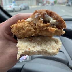 Lee's Famous Recipe Chicken - Mini Chicken Sliders