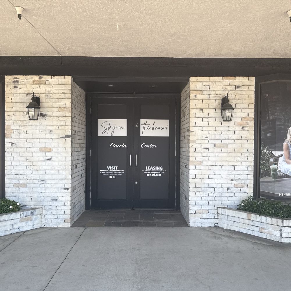 Theadora Boutique - Storefront - Women's Clothing Near Me - Stockton, California Theadora Boutique - Storefront - Women's Clothing Near Me - Stockton, California