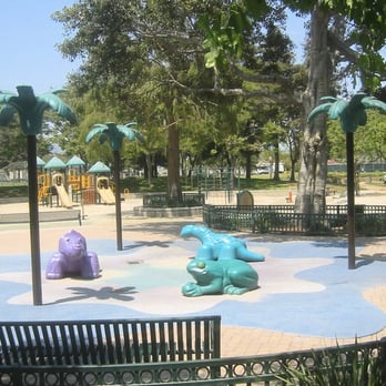 Roxbury  Park Community Center - Community Centers Near Me - Beverly Hills, California