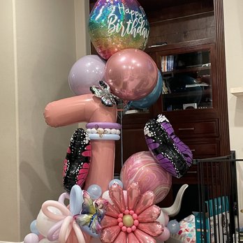 Vogue Bash Balloons - 7th birthday balloon bouquet. - Balloon Services Near Me - Irvine, California