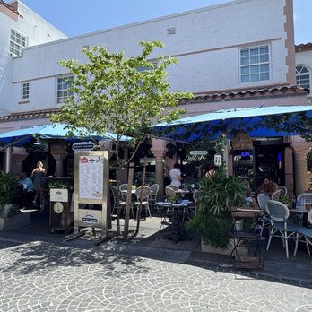 Mercato Della Pescheria - Outside seating - Italian Near Me - Miami Beach, Florida Mercato Della Pescheria - Outside seating - Italian Near Me - Miami Beach, Florida