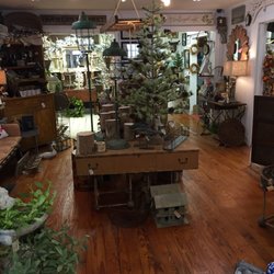 Neely's Farmhouse - Inside the store