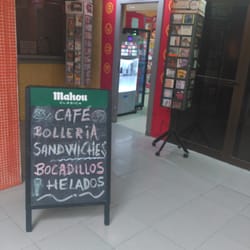 Exit Tienda - Entrada desde dentro de la estación