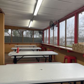 Frozen Dreams - Screened patio - Burgers Near Me - San Antonio, Texas Frozen Dreams - Screened patio - Burgers Near Me - San Antonio, Texas