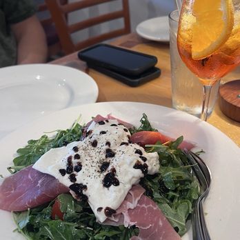 Il Farro - Insalata Rugoletta E Burrata - Italian Near Me - Newport Beach, California