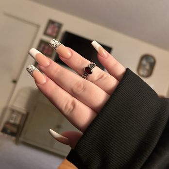 A Classy Nail & Spa - Nail Salons Near Me - Corona, California