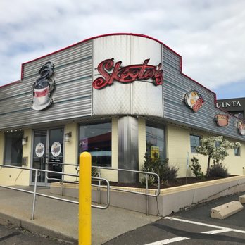 Skooters Restaurant - Burgers Near Me - Windsor Locks, Connecticut Skooters Restaurant - Burgers Near Me - Windsor Locks, Connecticut