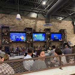 Bronx House Pizza - Bar
