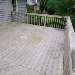 Camelot Pressure Washing - The deck before pic.