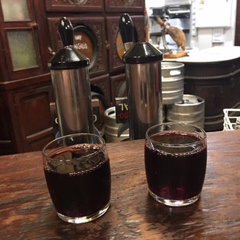 Casa Morales - House wine 1euro - Tapas Bars Near Me - Seville, SE