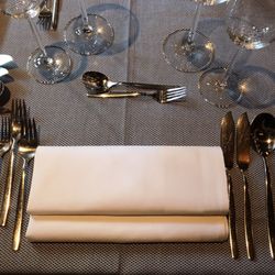Dechant Fischladen & Restaurant - Freitag ist Meünabend, 5 Gang 59 EUR pro Person, 4 Gang 49 EUR geht auf Wunsch auch.