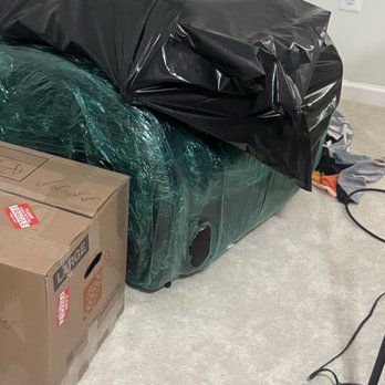 202 District Movers - they took the recliner apart and didn't reassemble it. - Movers Near Me