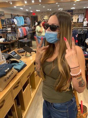 Ariat Brand Shop 26 Photos 12 Reviews Women S Clothing 714 W Shaw Ave Fresno Ca United States Phone Number Yelp