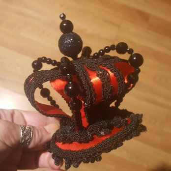 Fantasy - 8/21/2019 - I love my new little crown! - Adult Shops Near Me - Portland, Oregon