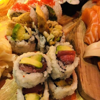 Kashima Restaurant - Yummy sushi rolls - Japanese Near Me - Westmount, Quebec Kashima Restaurant - Yummy sushi rolls - Japanese Near Me - Westmount, Quebec