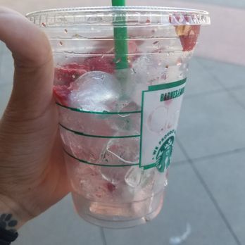 Barnes & Noble - When you ask for light ice and they still fill your cup to the rim. Rip off city - Bookstores Near Me - Corona, California