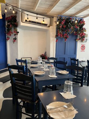 Souvlaki GR – Midtown East by null