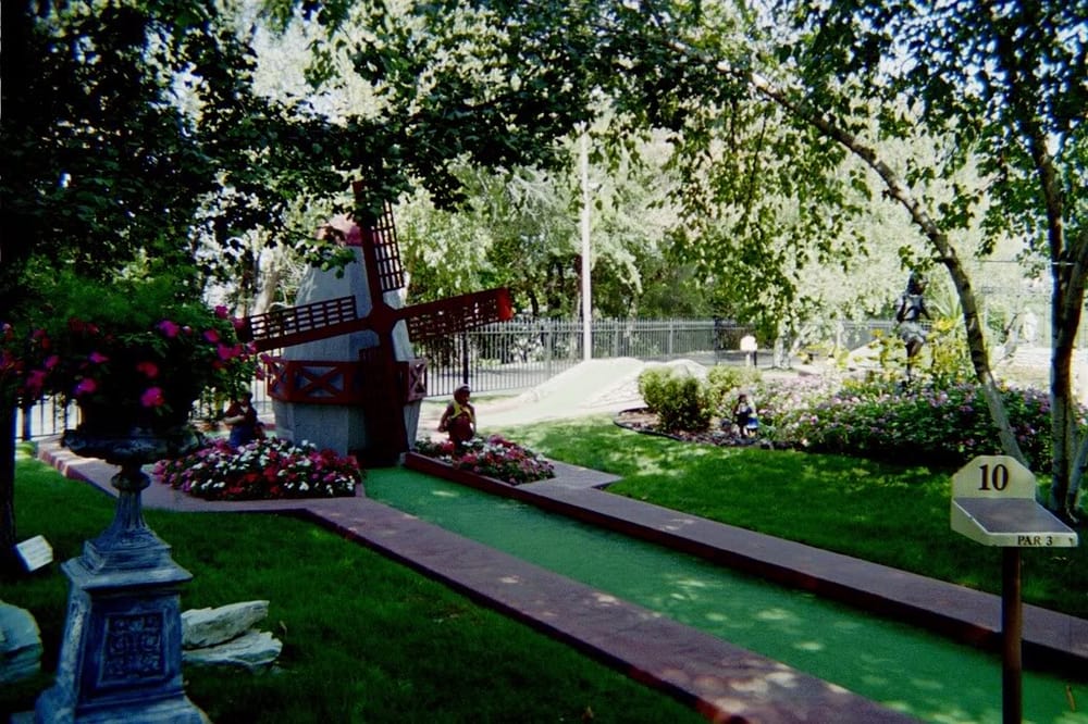 Social spots from Cool Crest Garden Golf