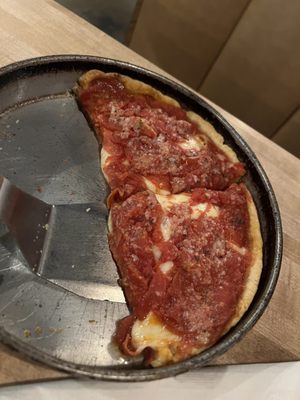 Lou Malnati's Pizzeria by null