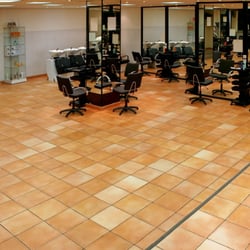 Pluralis - Grand salon école