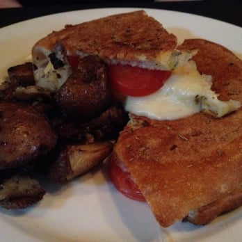 Audubon Boston - BBT with roasted potatoes - American Near Me - Boston, Massachusetts