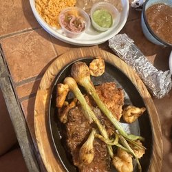 Casa Villa Mexican Restaurant - Casa villa platter