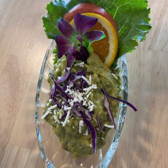 Villa's Mexican Grill - Guacamole - Beer, Wine & Spirits Near Me - Livingston, California
