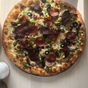 Cheesy Pizzi - Nice crisp pizza made with fresh dough. This one is the Pizzi Special. Amazing combination - Pizza Near Me - Bethesda, Maryland