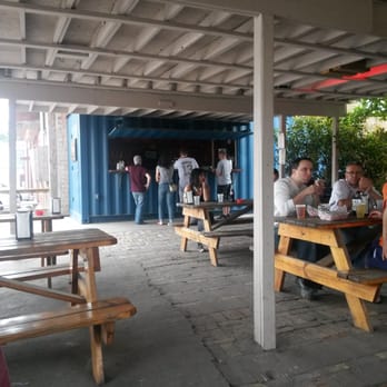 Moon Tower - Dive Bars Near Me - Houston, Texas Moon Tower - Dive Bars Near Me - Houston, Texas