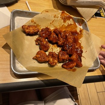 Buffalo Wild Wings - Sports Bars Near Me - Gainesville, Florida