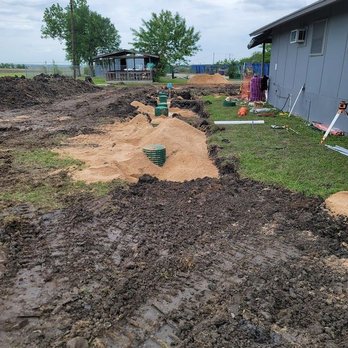 Larry's Septic Tank Service - Plumbing Near Me - Bastrop, Texas Larry's Septic Tank Service - Plumbing Near Me - Bastrop, Texas