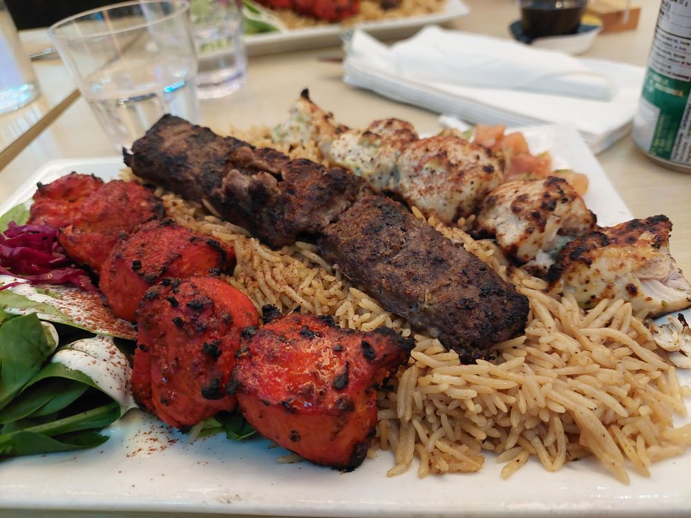 NAAN AND KABOB Updated August 2024 72 Photos & 28 Reviews 62 Laird Drive, Toronto, Ontario