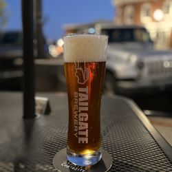 Taps off Main - The perfect evening to enjoy a brewski after dinner.