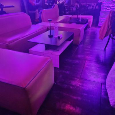 Piano Keys Restaurant and Lounge by null