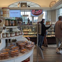 Collin Street Bakery