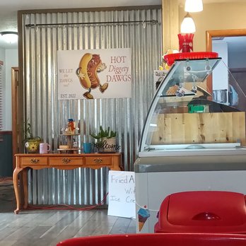 Hot Diggety Dawgs - a hot dog display - Hot Dogs Near Me - Salem, West Virginia