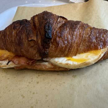Paris Baguette - Bakeries Near Me - Bethlehem, Pennsylvania