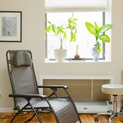 Harlem Chi Community Acupuncture - Choice of Zero-gravity lounge chairs or tables in Community Treatment Room