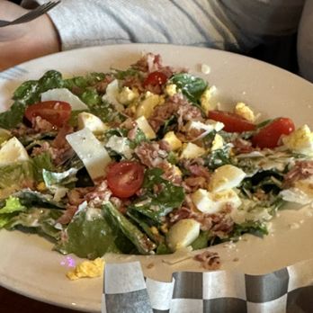 Itty Bitty Bar - Bars Near Me - Holland, Michigan