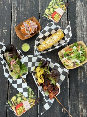 Commune Cafe + Wine Bar by null