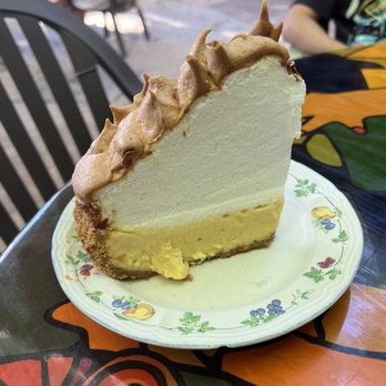 Blue Heaven - Key Lime Pie - Breakfast & Brunch Near Me - Key West, Florida