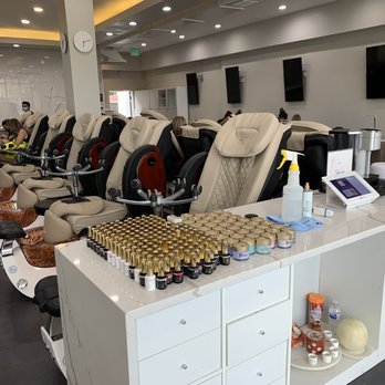5280 Nails & Spa - Nail Salons Near Me - Denver, Colorado