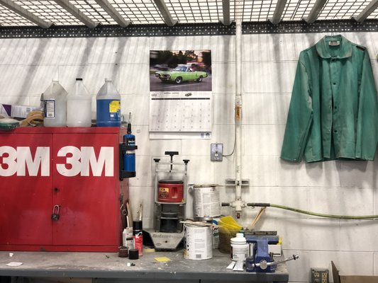 GLOBAL COLLISION CENTER - Updated June 2025 - 52 Photos - 1735 W Equity