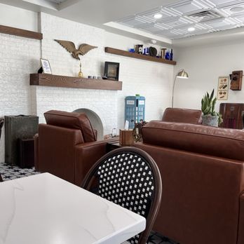 Parlor Doughnuts - Dining area - Donuts Near Me - Greenville, South Carolina